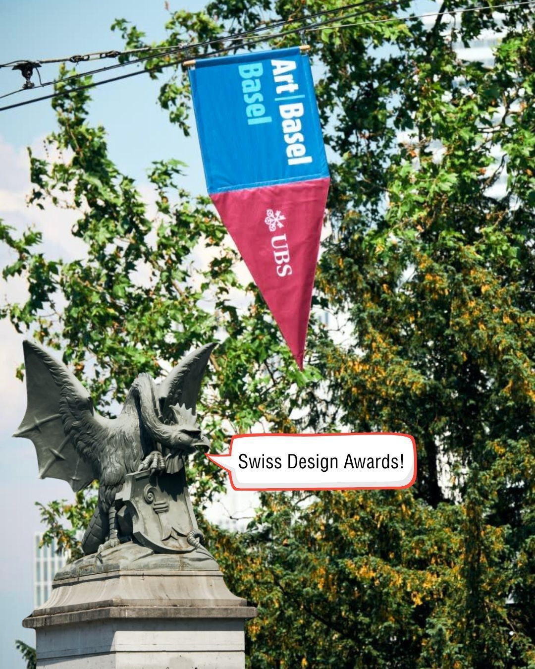 10 alumni de la Head Genève sont finalistes aux Swiss Design Awards 2025
Dans le cadre des Swiss Design Awards 2025 qui se déroulent à l’occasion de Art Basel, 10 diplomé-e-x-s de la HEAD sont finalistes dans les 4 catégories suivantes:
</> Design textile et mode
(ou on retrouve celle qu’on a eut le plaisir de croiser à Paris récemment :
@lundi.piscine (Lucie Guiragossian) – Bachelor en Design Mode 2015
</> Médiation et scénographie:
</> Photographie
</> Media et Interaction Design:
La cérémonie de remise des Prix suisses de design et du Grand Prix suisse de design aura lieu le Lundi 16 juin 2025 à 16h30 suivi du vernissage Swiss Design & Art Awards de 18h00 à 22h00.
L’exposition Swiss Design Awards a lieu en parallèle d’Art Basel et rassemble chaque année près de 12’000 visiteurs. 53 projets finalistes des Prix suisses de design y sont présentés.
Swiss Design Awards 2025
Du 17 au 22 juin 2025
Halle 1.1, Messe Basel
Entrée libre
@headgeneve
@artbasel
#swissdesignawards #textile #design #swisstalents #switzerland
#standwithukraine 💙💛